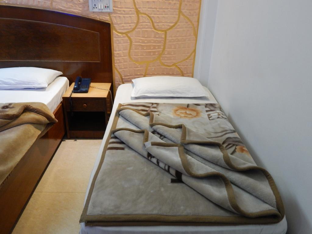 Airport Hotel Paradise International Nueva Delhi Habitación foto