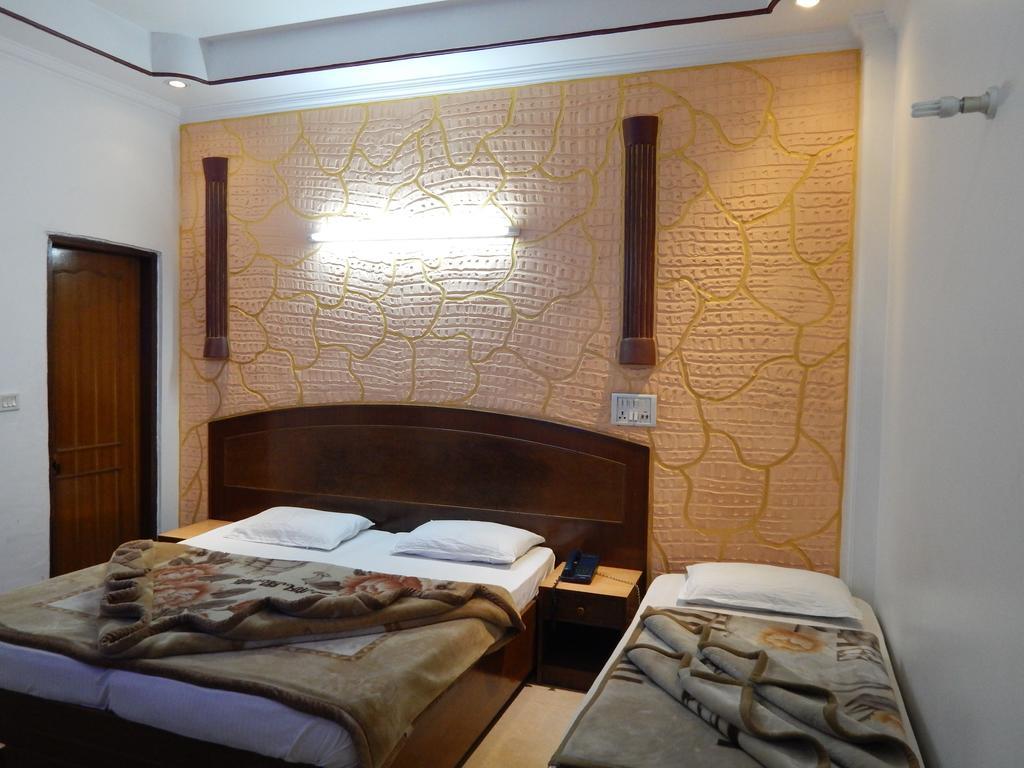 Airport Hotel Paradise International Nueva Delhi Habitación foto