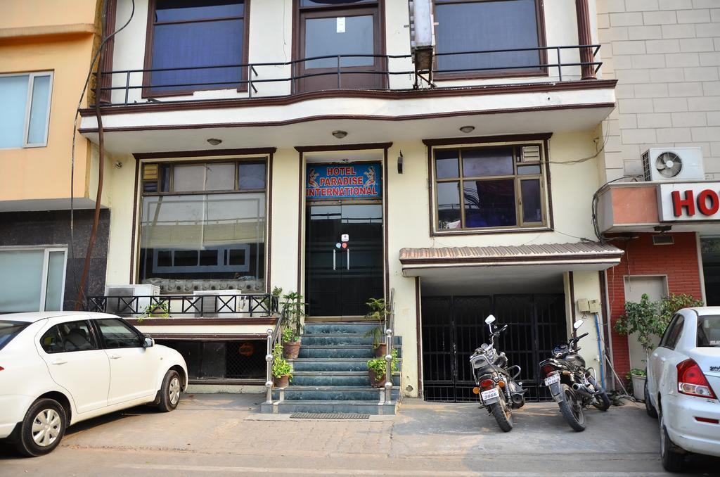 Airport Hotel Paradise International Nueva Delhi Exterior foto