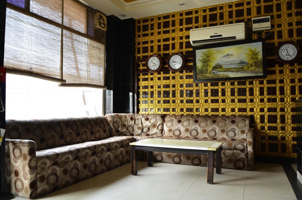 Airport Hotel Paradise International Nueva Delhi Exterior foto