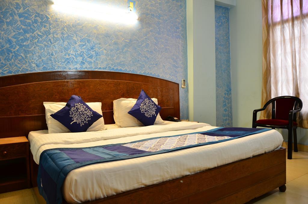Airport Hotel Paradise International Nueva Delhi Exterior foto