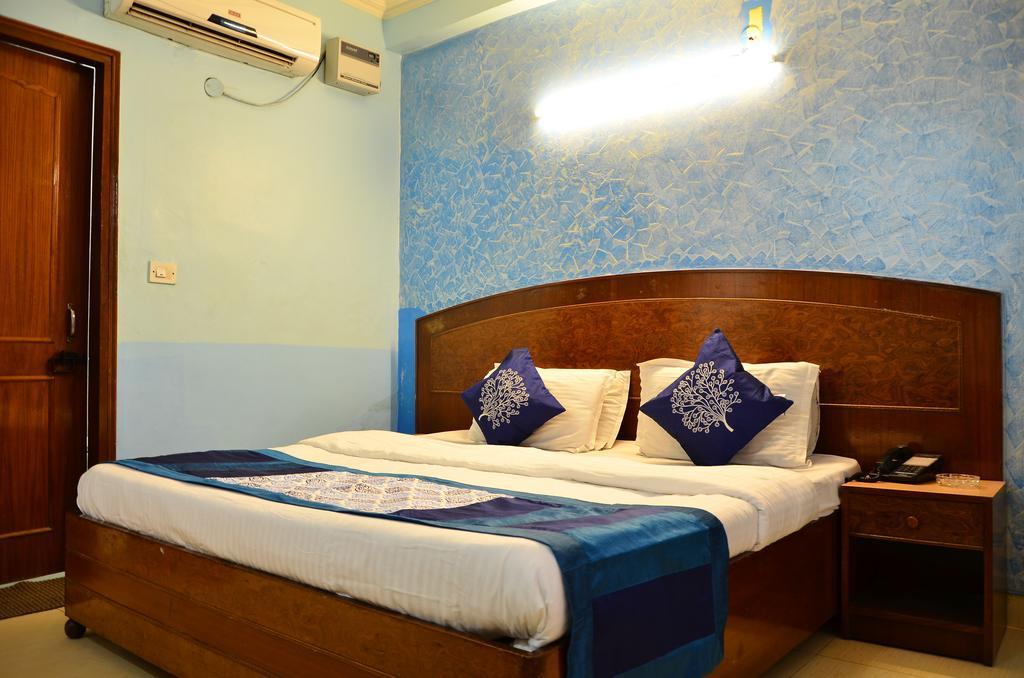 Airport Hotel Paradise International Nueva Delhi Habitación foto