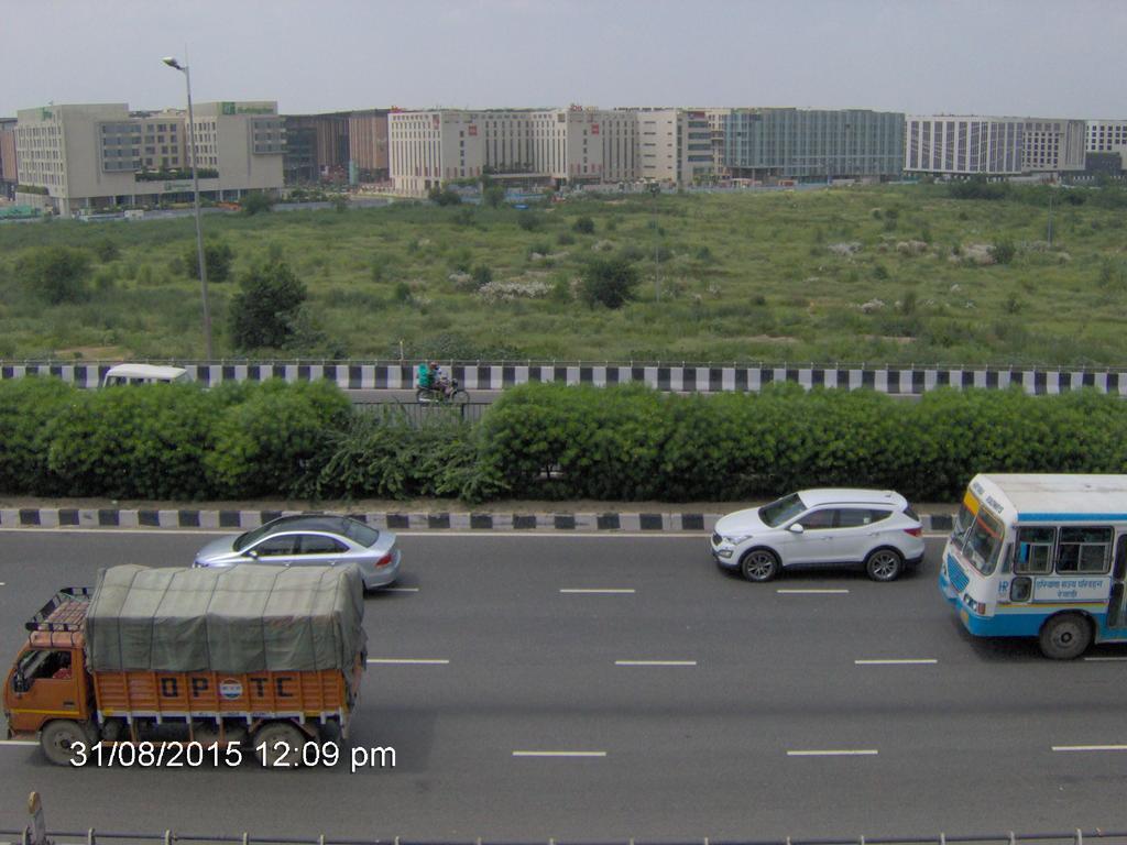 Airport Hotel Paradise International Nueva Delhi Exterior foto